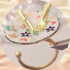 NEW SPIN RING "J'ai Fini"    Sizes 7-8